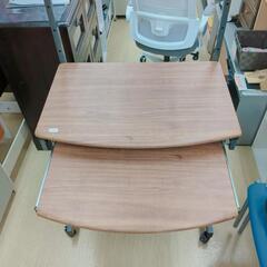 パソコンデスク☆木調☆高さ調整可、キズ少ない【浜村鹿野温泉ICから3分 買取本舗 宮本リサイクル 営業時間9～19時 定休日水曜のみ←連絡できませんm(_ _)m】の画像