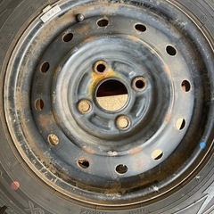 スタッドレスタイヤの画像