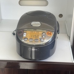 キッチンラック　炊飯器置きありの画像