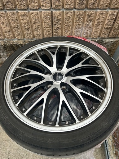 ロクサーニマルチフォルケッタ18インチ4本