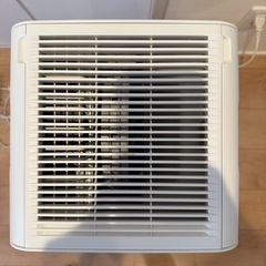 【中古品】DAIKIN ダイキン 加湿空気清浄機　床置形　加湿ストリーマ空気清浄機の画像