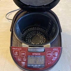 日立5.5合炊き炊飯器の画像