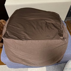 体にフィットするソファー