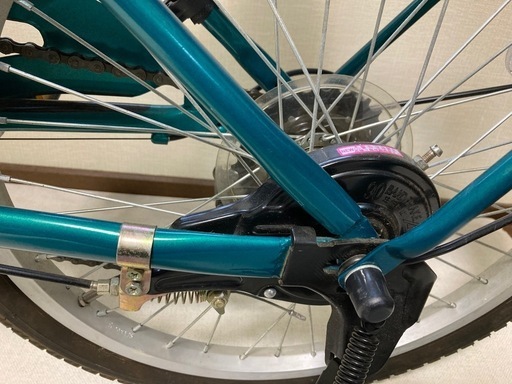 折り畳み自転車　20インチ　変速ギア付き　折りたたみ　自転車