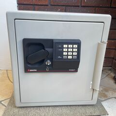 セントリー　小型金庫　あげます　取りに来れる方