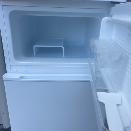 【極美品】2ドア冷蔵庫2023年製　ハイセンス　RCT90WH