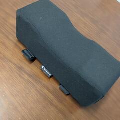 王様のひじ置きクッションの画像