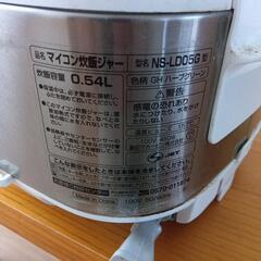 炊飯器の画像