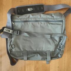 THE NORTH FACES 肩掛けバッグの画像