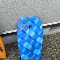 ボディーボード　ゴムボート　テント　浮輪　の画像