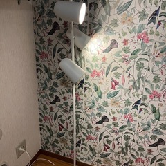 IKEA フロアランプ HUDENE替電球1個付き
