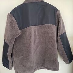 GUボアジャンパーの画像
