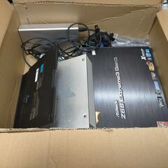 古めのＰＣケース、NAS、その他ＰＣパーツ無料で上げます。の画像