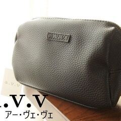 　a.v.v(アー・ヴェ・ヴェ)　　大容量ポーチ