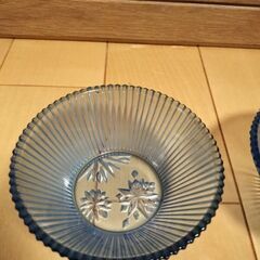 昭和レトロ　ガラス食器『取り引き予定』の画像