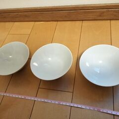 昭和レトロ　茶碗　花柄の画像