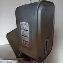 コロナ石油ファンヒーターの画像