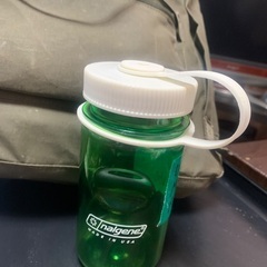 アメリカ🇺🇸海軍NCIS御用達nalgene ssサイズ