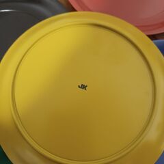 コシノジュンコ　5色プレートの画像