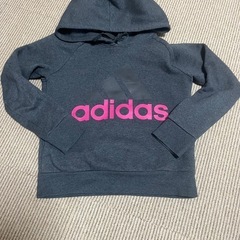 値下げ‼️adidas パーカー M