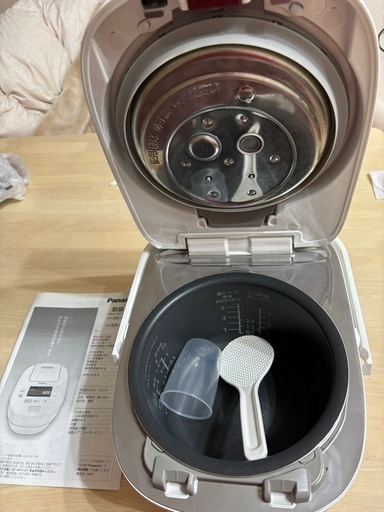 ③ Panasonic 炊飯器 2022年製