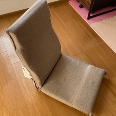 ニトリ　折り畳み椅子