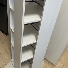 回転式本棚、CD•DVDラック　ホワイト　中古品の画像