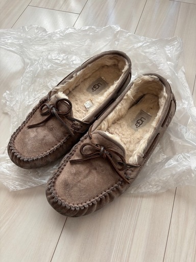 レディース　シューズ　UGG  NIKE　LE TALON