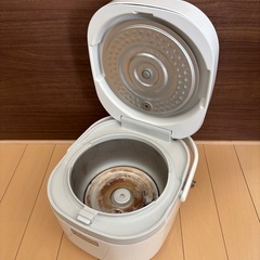 炊飯器 3合の画像