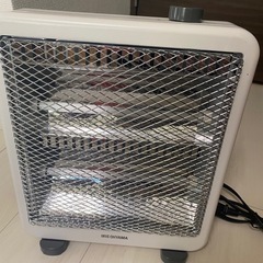 【取引中】
アイリスオーヤマ　電気ストーブ