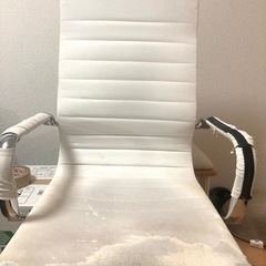 ゲーミングチェアの画像
