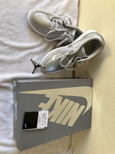 NIKE AIRジョーダン　シルバー