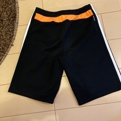 半ズボンの画像