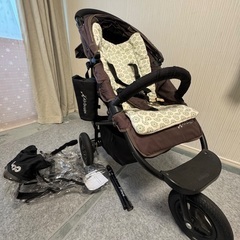 エアバギー  ココブレーキ　犬用ベビーカー