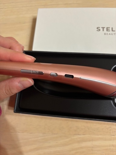 ③ STELLA BEAUTE 美顔器