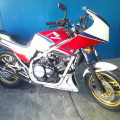 HONDA VF750F 白/赤 格安提供車 車検残R7/6月 ...