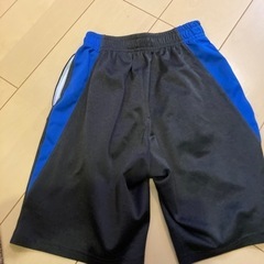 半ズボンの画像