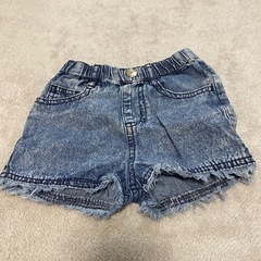 ショートパンツ