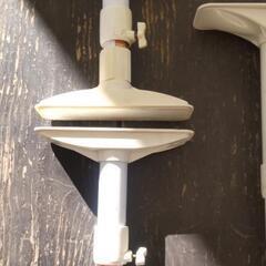 家具転倒防止　突っ張り棒の画像