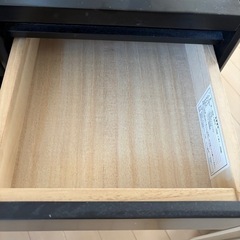 IKEAサイドテーブル2個の画像