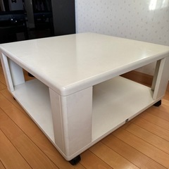 テクナ　正方形　テーブルの画像