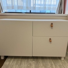 IKEA 収納棚　
BESTÅ ベストーシリーズ