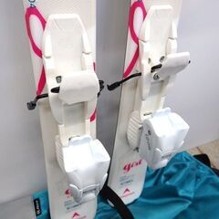 新札幌 カービングスキー板 DYNASTAR レジェンドガール 104㎝ ストック・バッグ付き / No.3030の画像