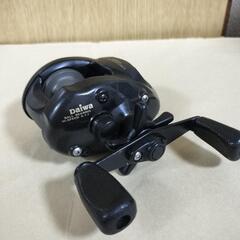 値下げです。DAIWAのベイト式リールの画像
