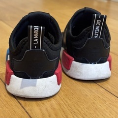 adidas キッズ スニーカー　 の画像