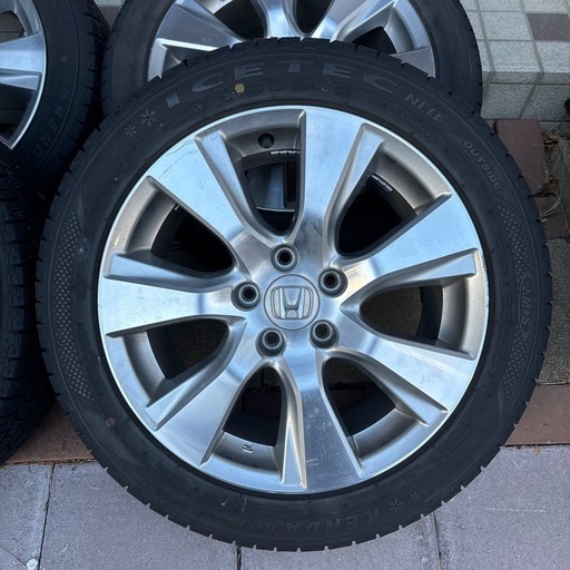 ホンダジェイド純正アルミスタッドレスタイヤ　4本セット