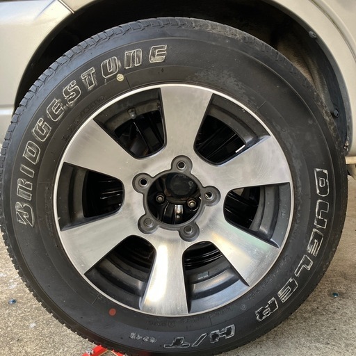 ジムニー純正　タイヤホイール