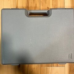 【最終値下げ】クロームダンベル10kg×２個セット　収納ケース付きの画像