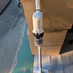 パナソニック　2023年式コードレス掃除機