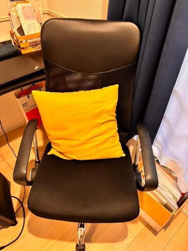 オフィスチェア　黒　クッションプレゼント